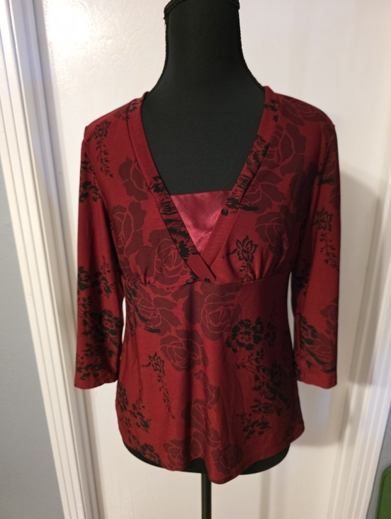 believer Tops - Believer Red Floral V-Neck Women’s Top